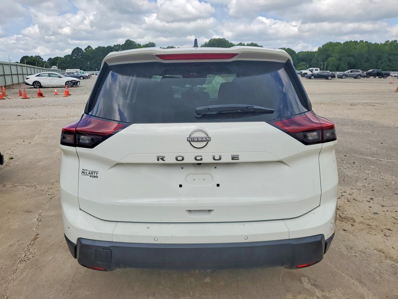 2024 Nissan Rogue S - Фото 6