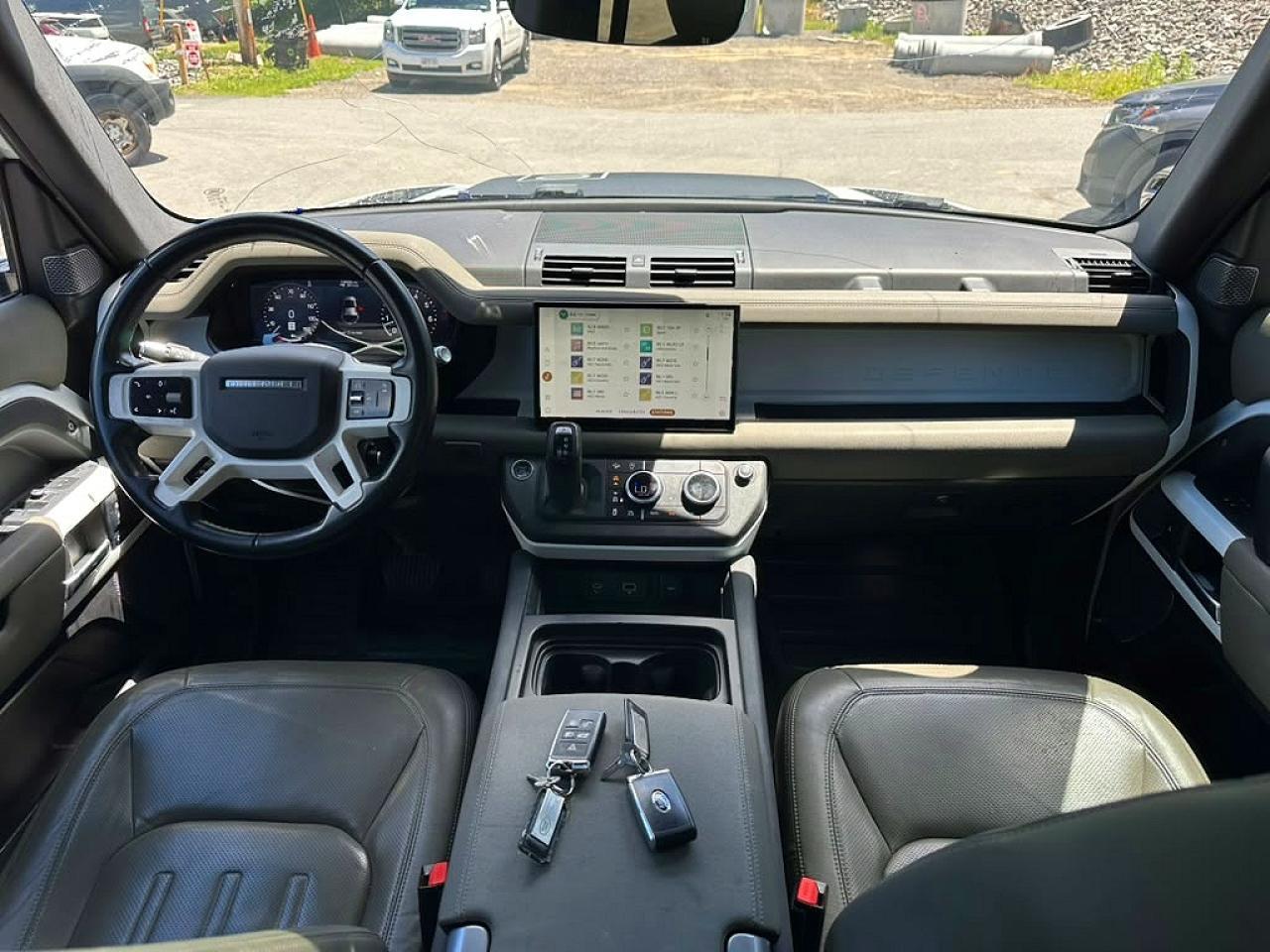 2022 Land Rover Defender 110 Se - Image 6