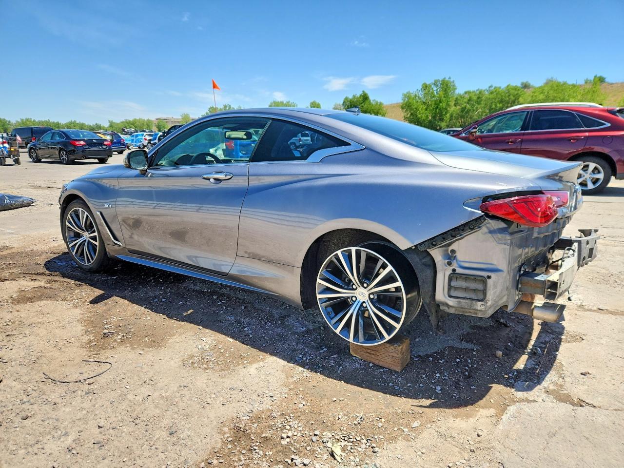 2019 Infiniti Q60 3.0T Luxe - Image 2