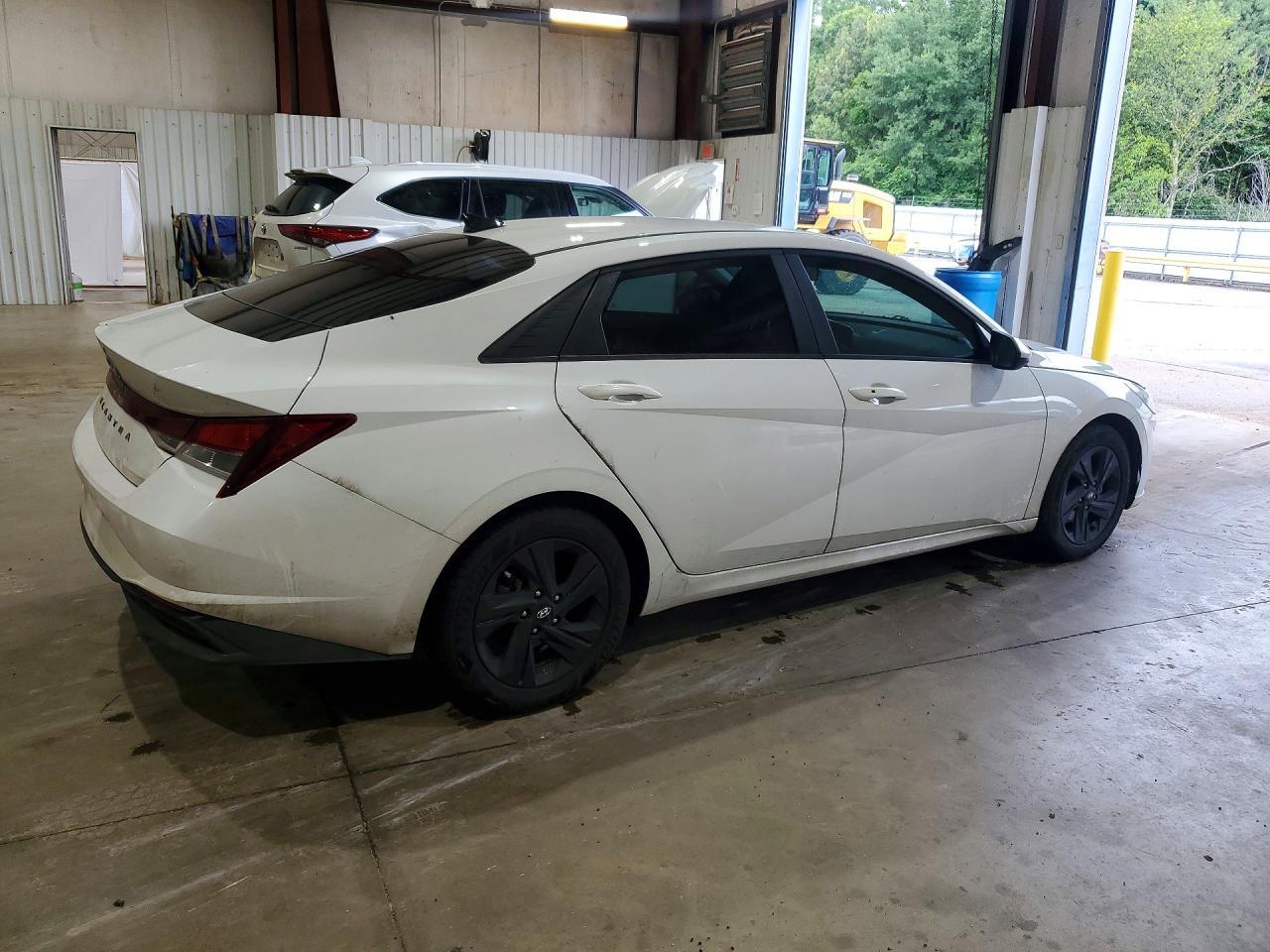 2021 Hyundai Elantra Sel - Фото 3