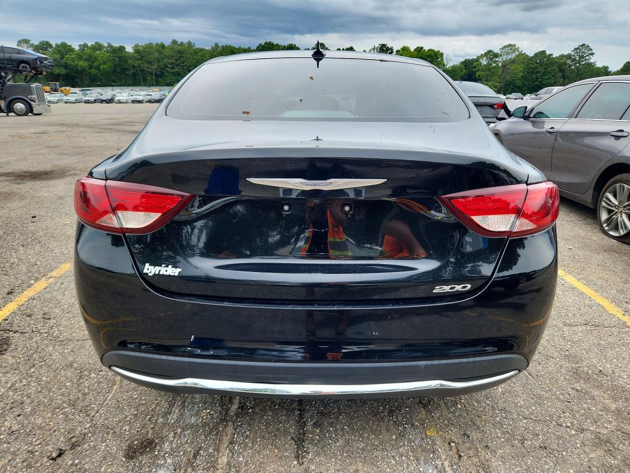 2016 Chrysler 200 Limited - Фото 6