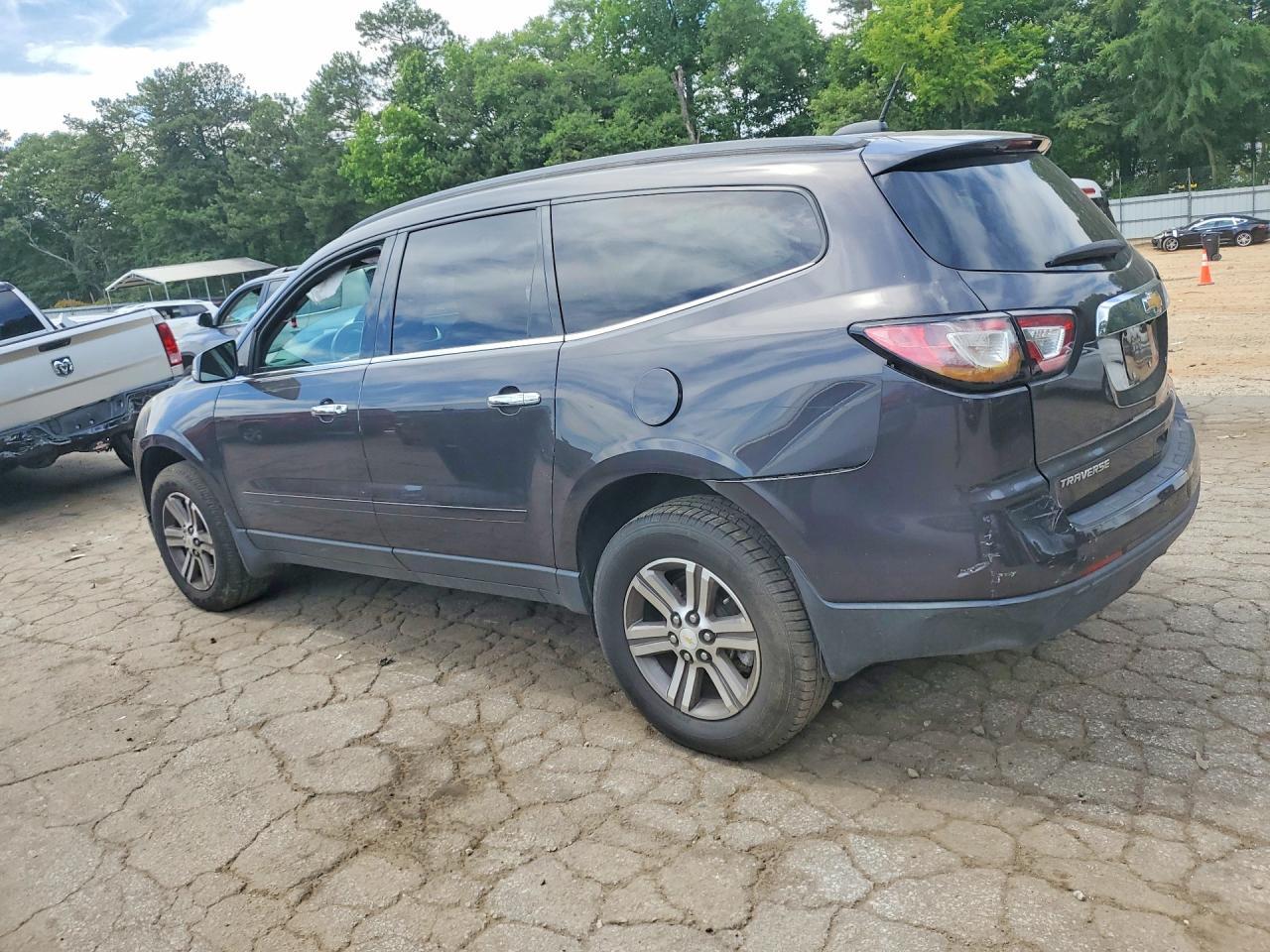 2017 Chevrolet Traverse Lt - Фото 2