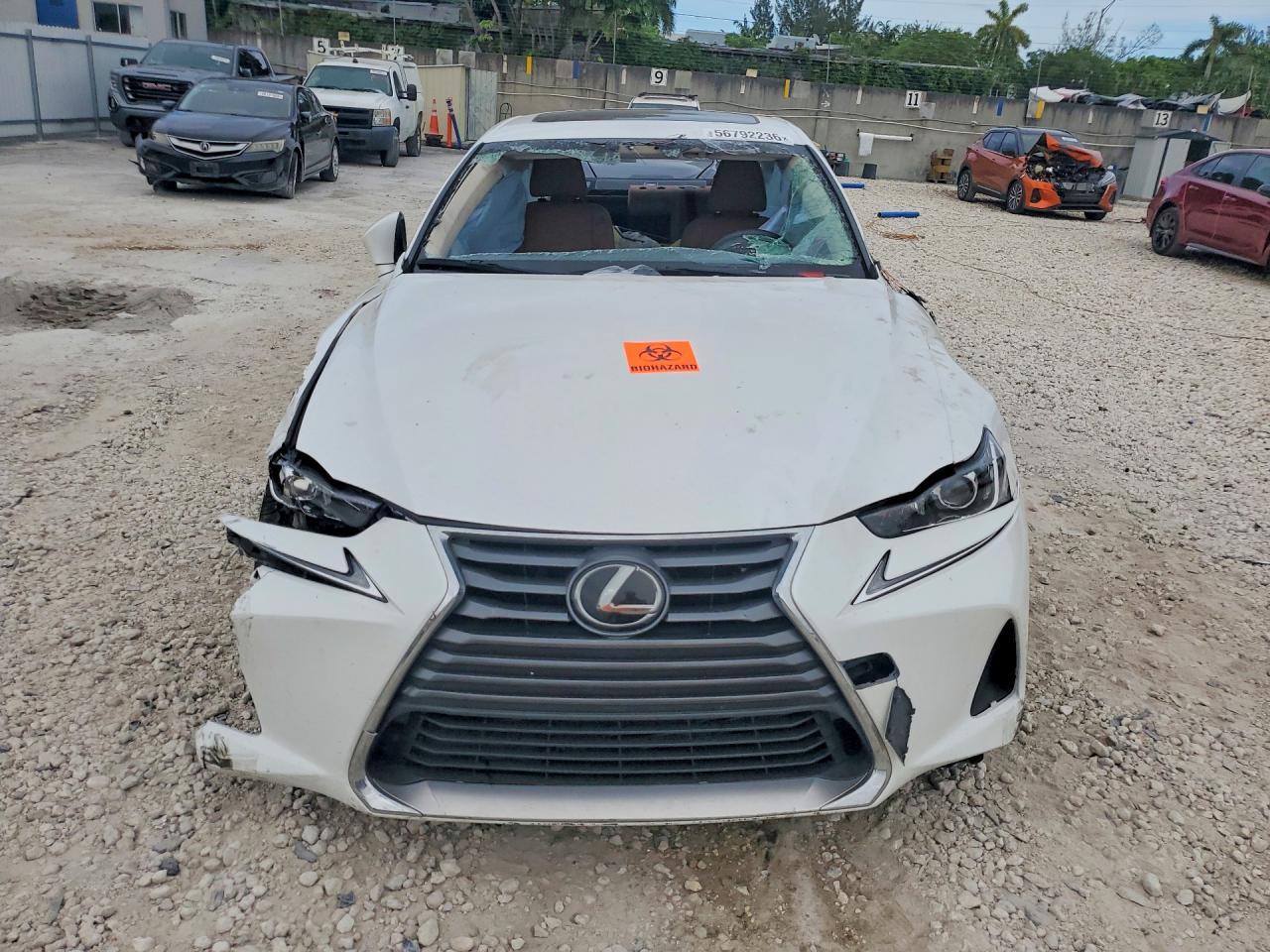2019 Lexus Is 300 - Фото 5
