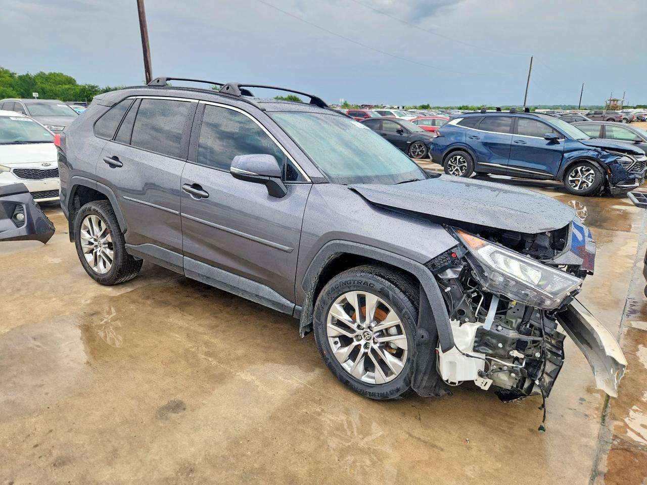 2021 Toyota Rav4 Xle Premium - Image 4