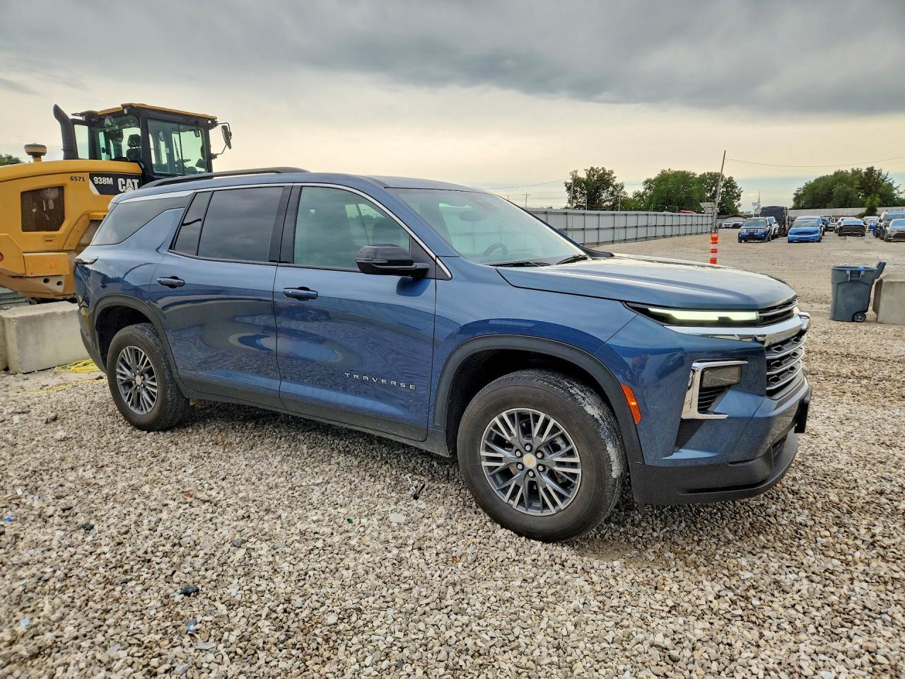 2025 Chevrolet Traverse Lt - Фото 4