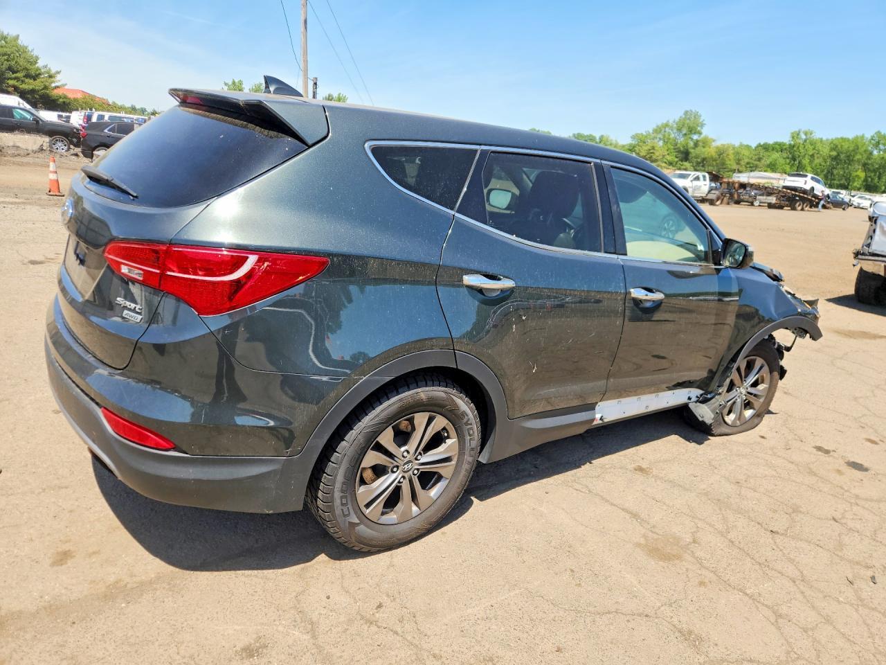 2013 Hyundai Santa Fe Sport 2.4L - Image 3