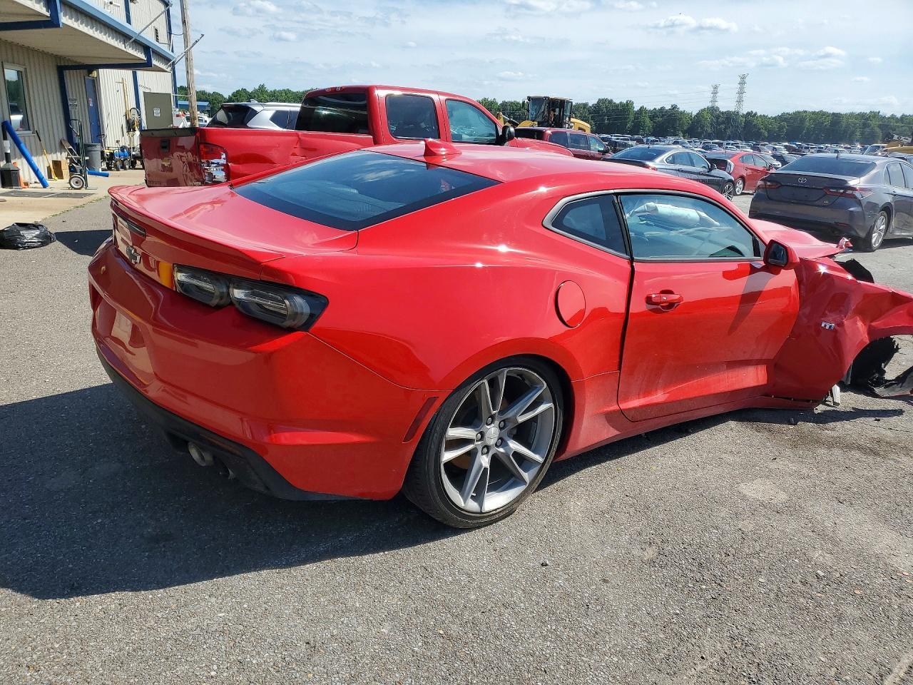 2021 Chevrolet Camaro Lt - Фото 3