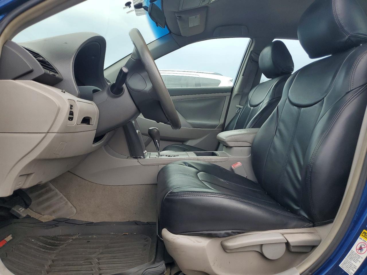 2016 Toyota Camry - Image 7