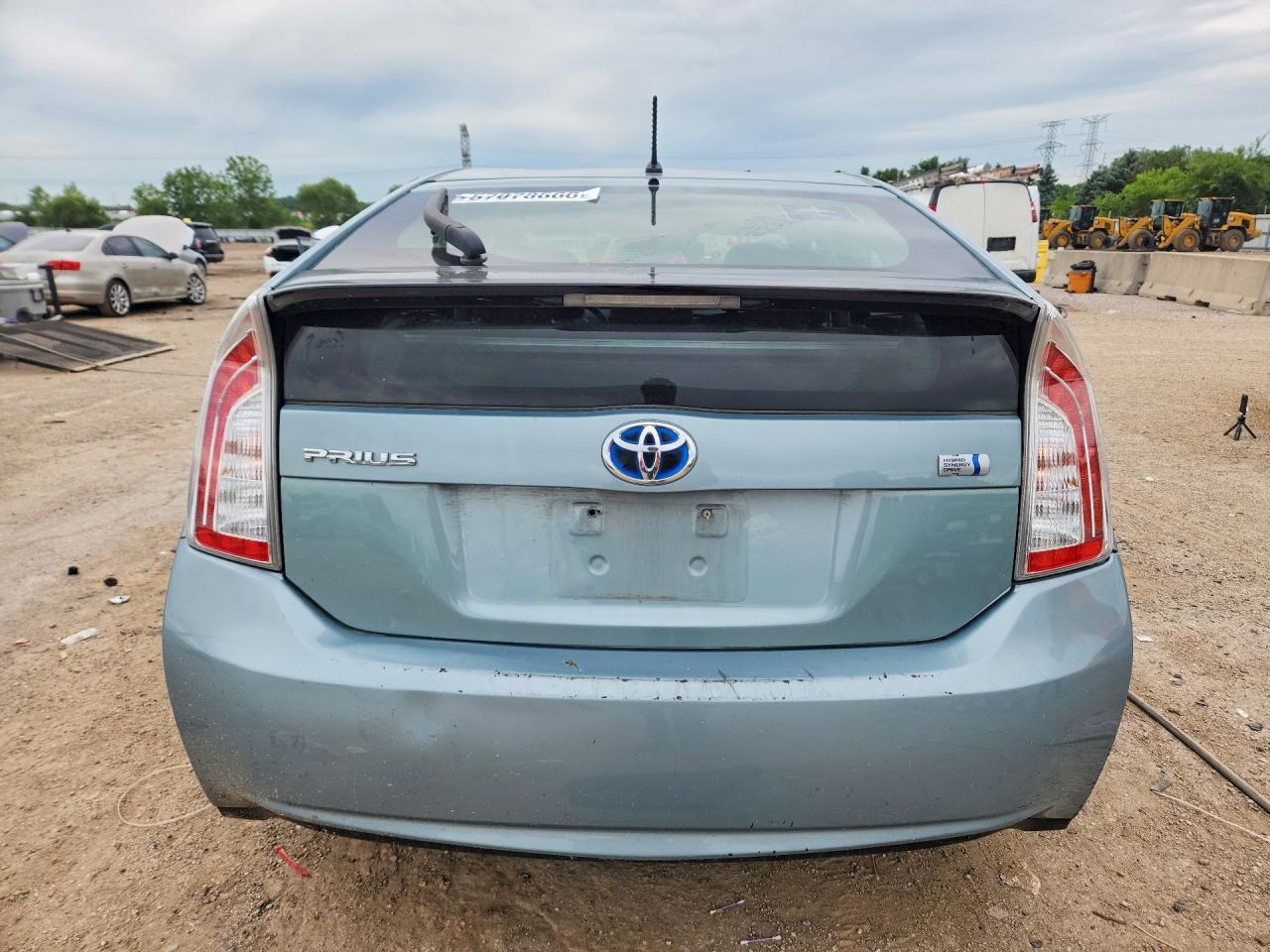 2014 Toyota Prius Two - Image 6