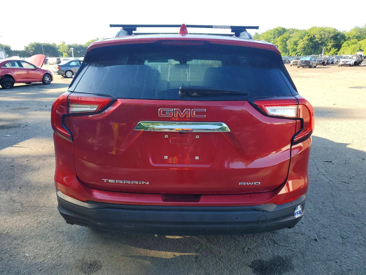 2022 GMC Terrain Sle - Image 6