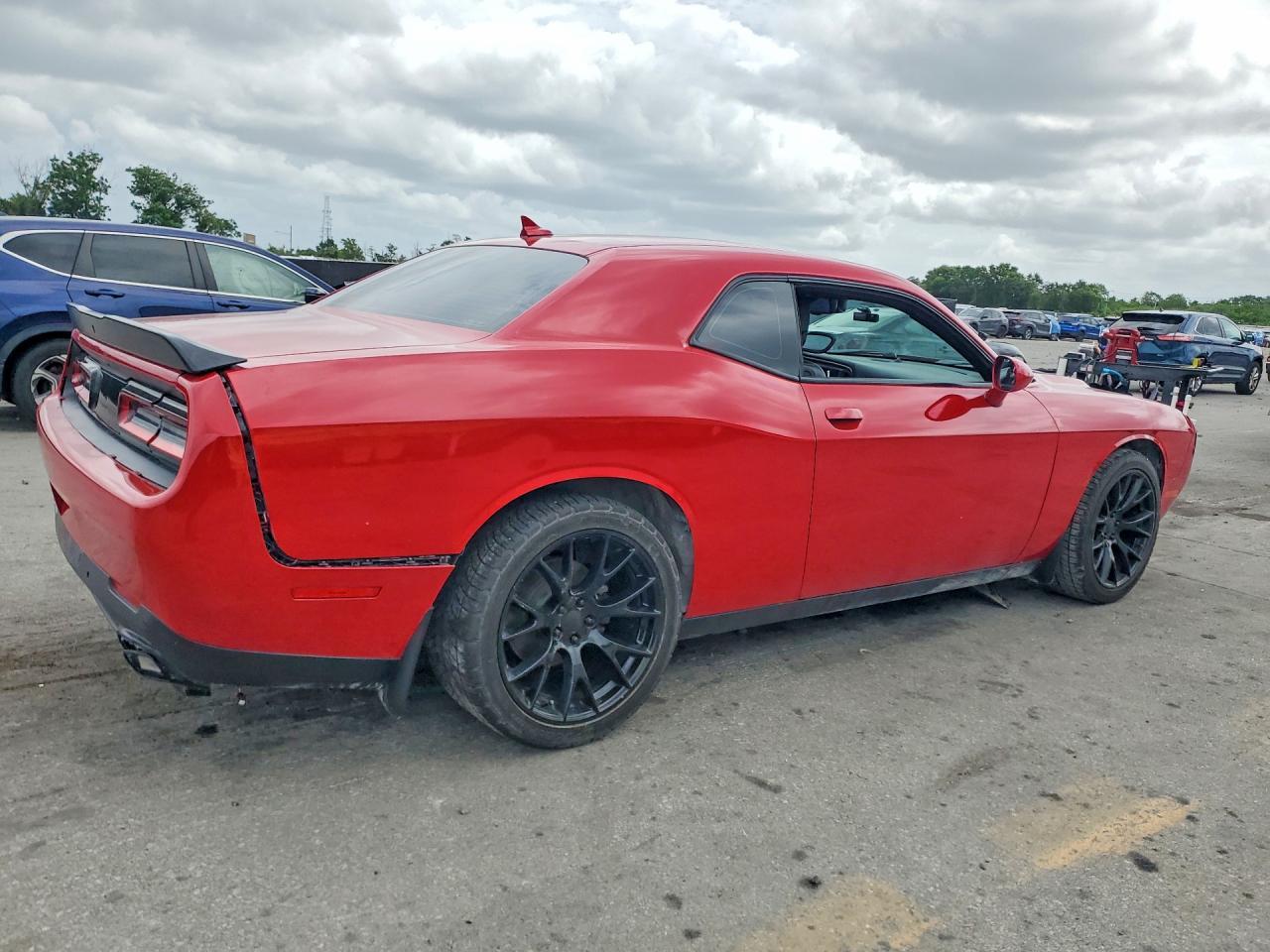 2015 Dodge Challenger Sxt Plus - Image 3