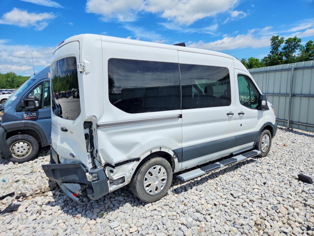 2016 Ford Transit T-150 - Image 3