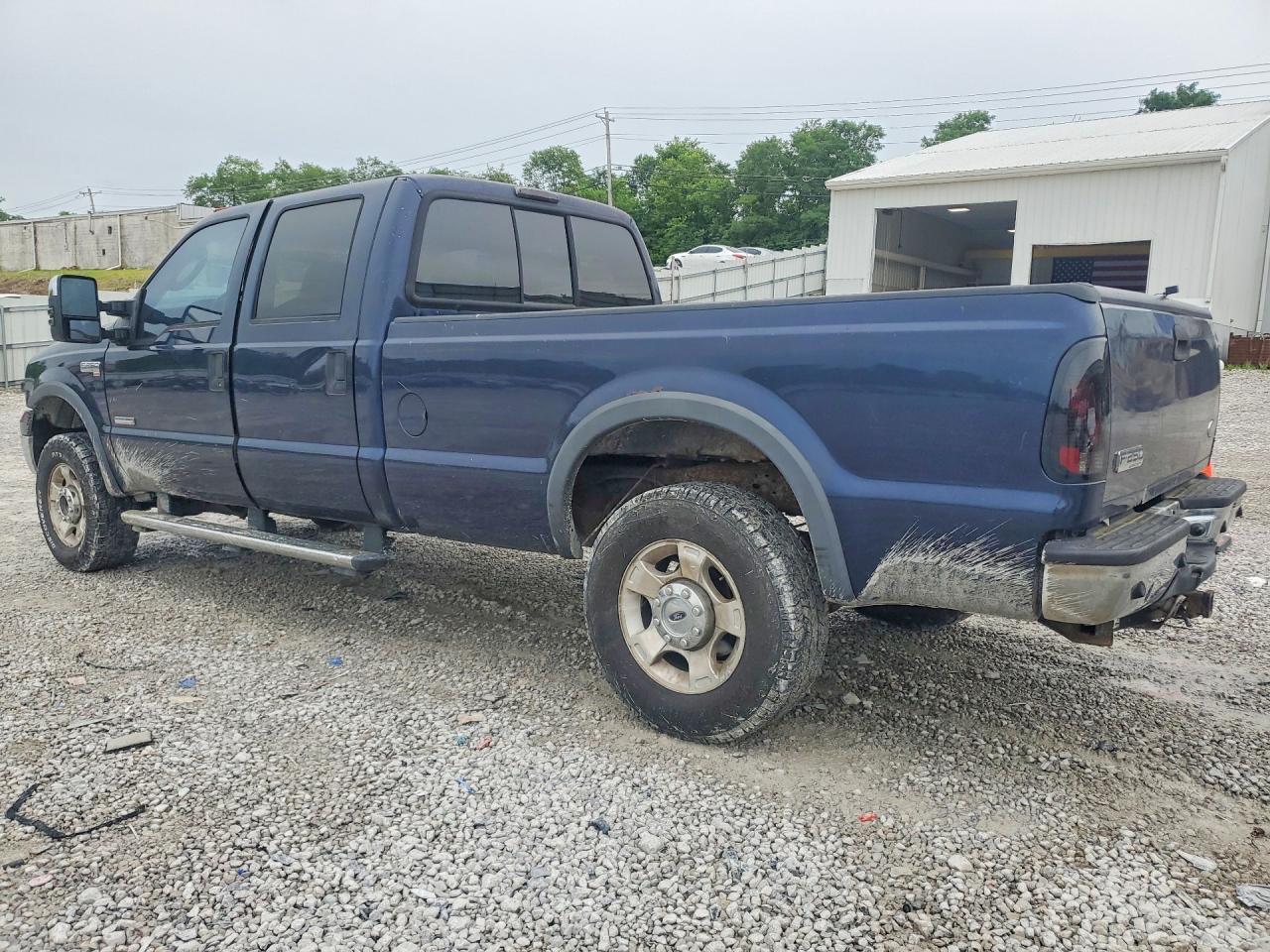 2005 Ford F250 Super Duty - Image 2