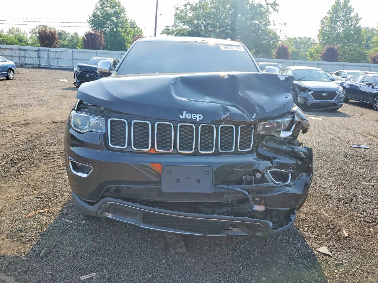 2019 Jeep Grand Cherokee Limited - Image 5