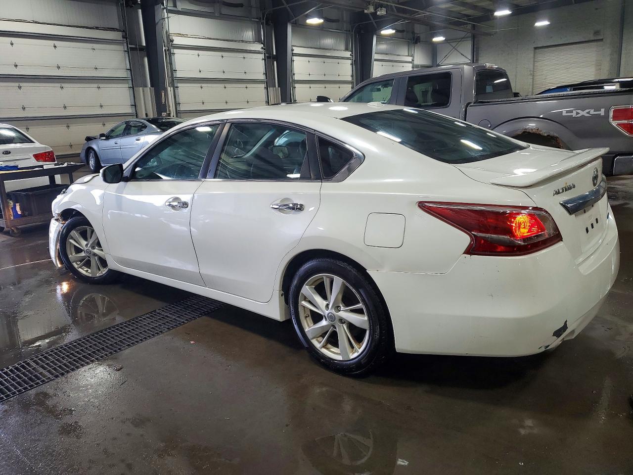 2013 Nissan Altima 2.5 - Image 2