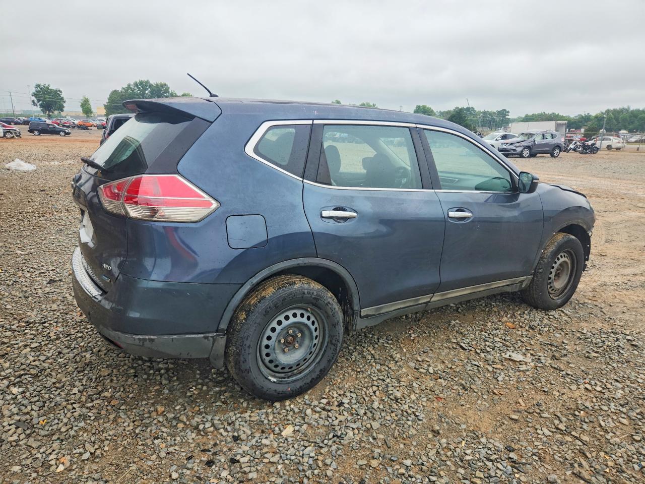 2014 Nissan Rogue S - Фото 3