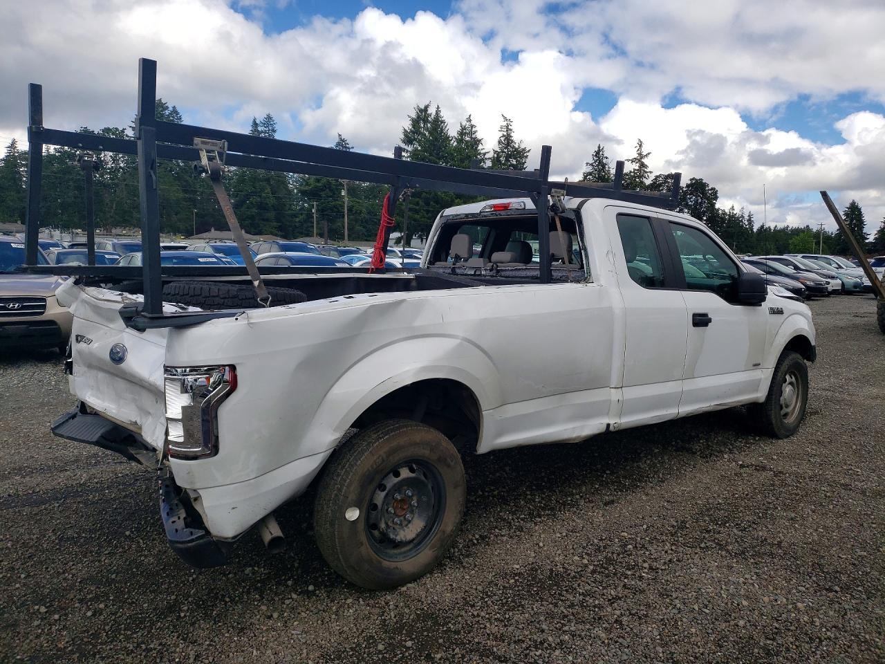 2017 Ford F150 Super Cab - Image 3