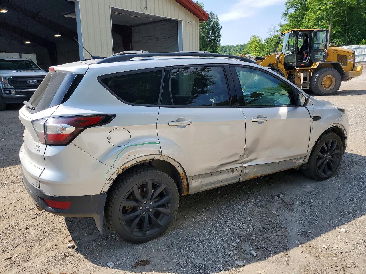 2018 Ford Escape Se - Фото 3