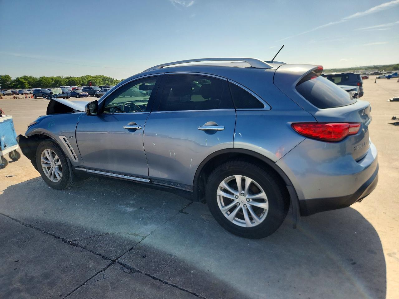 2017 Infiniti Qx70 Base - Фото 2