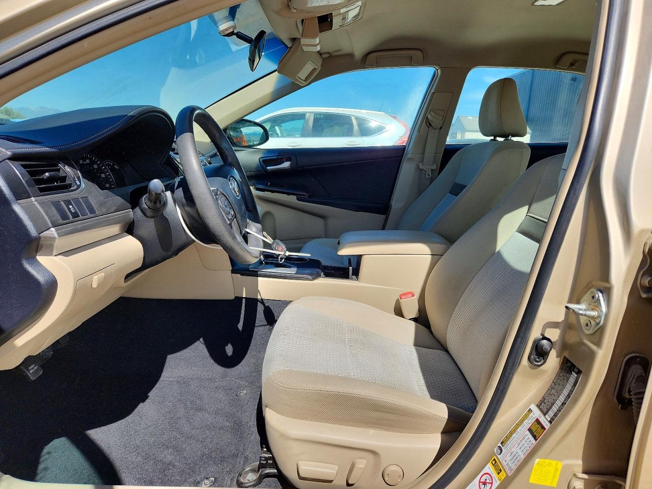 2012 Toyota Camry Le - Image 7