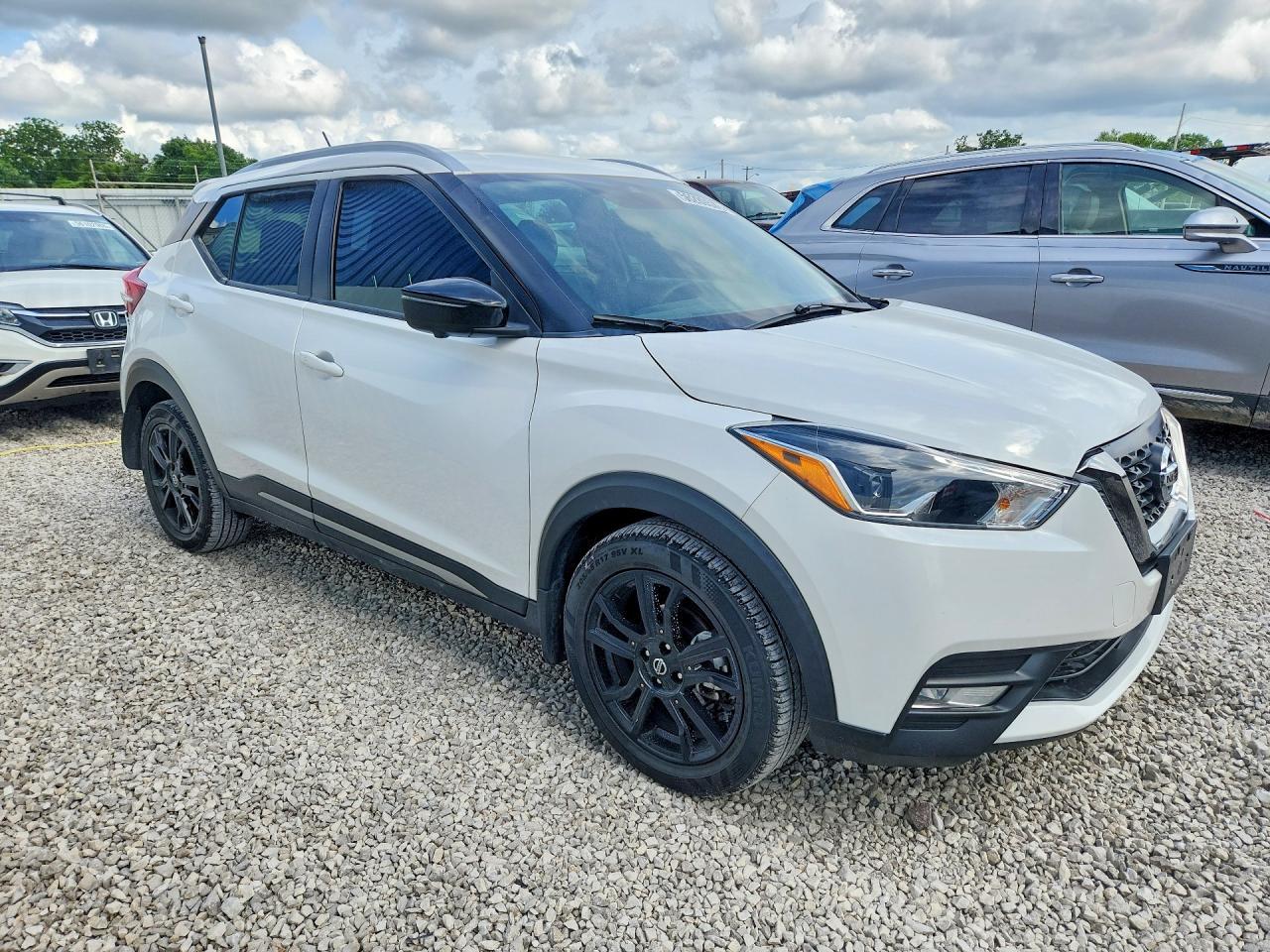 2020 Nissan Kicks Sr - Фото 4