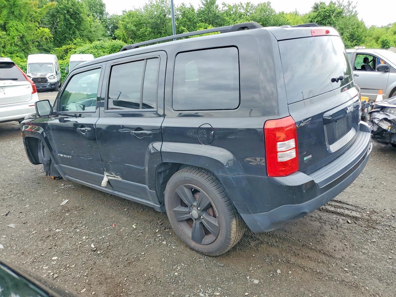 2016 Jeep Patriot Latitude - Фото 2