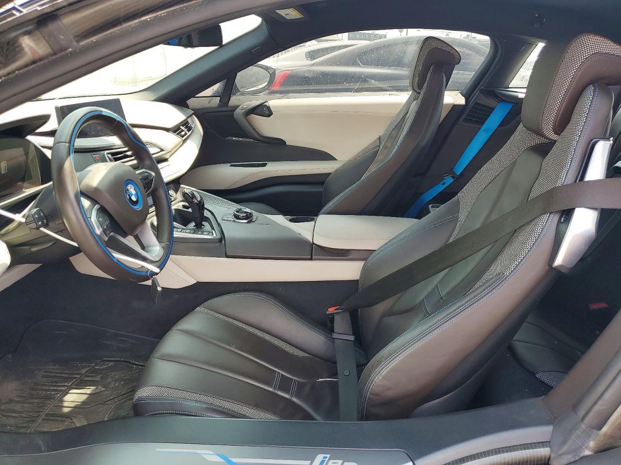 2019 BMW I8 - Фото 7