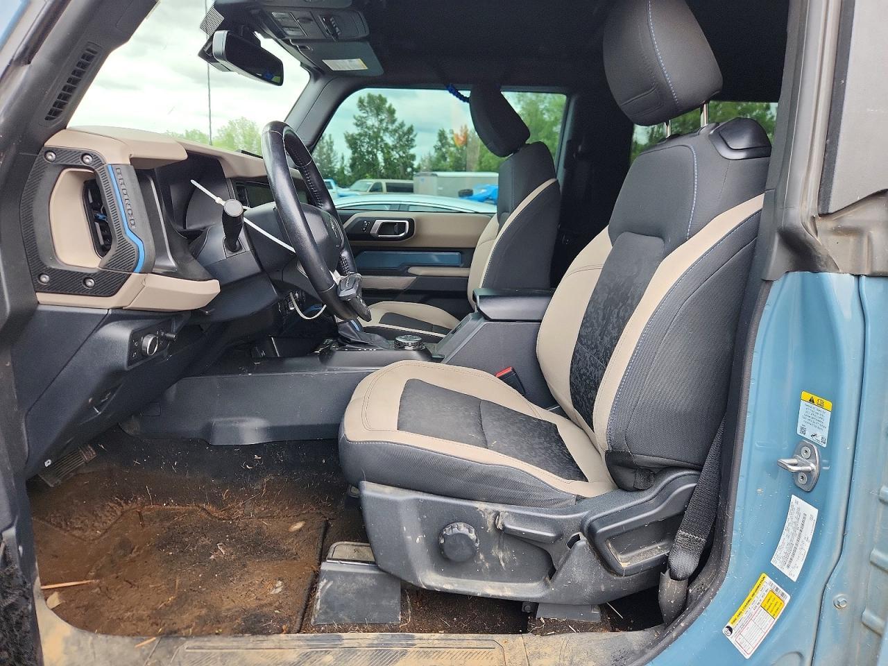 2022 Ford Bronco Base - Image 7