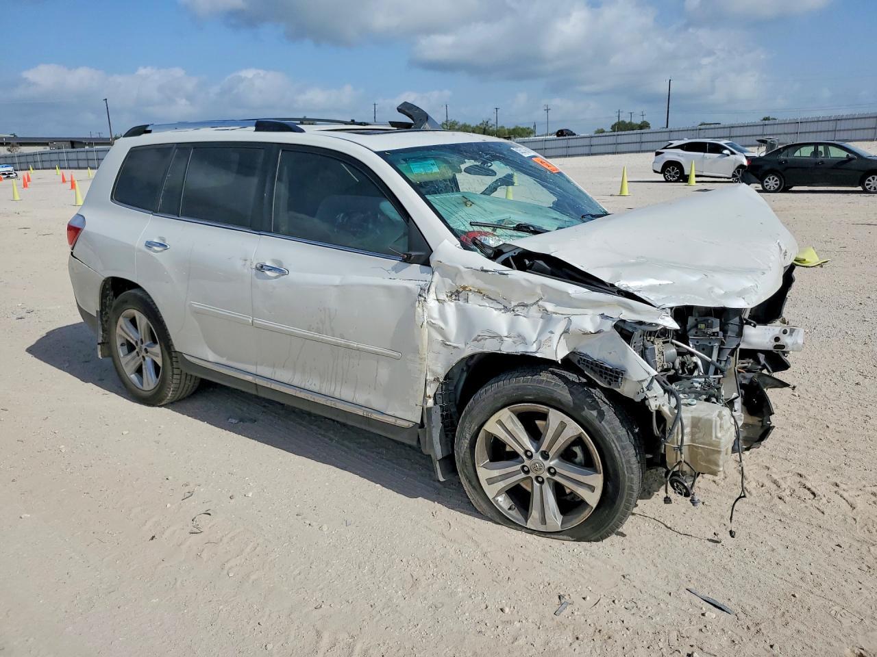 2013 Toyota Highlander Limited - Фото 4