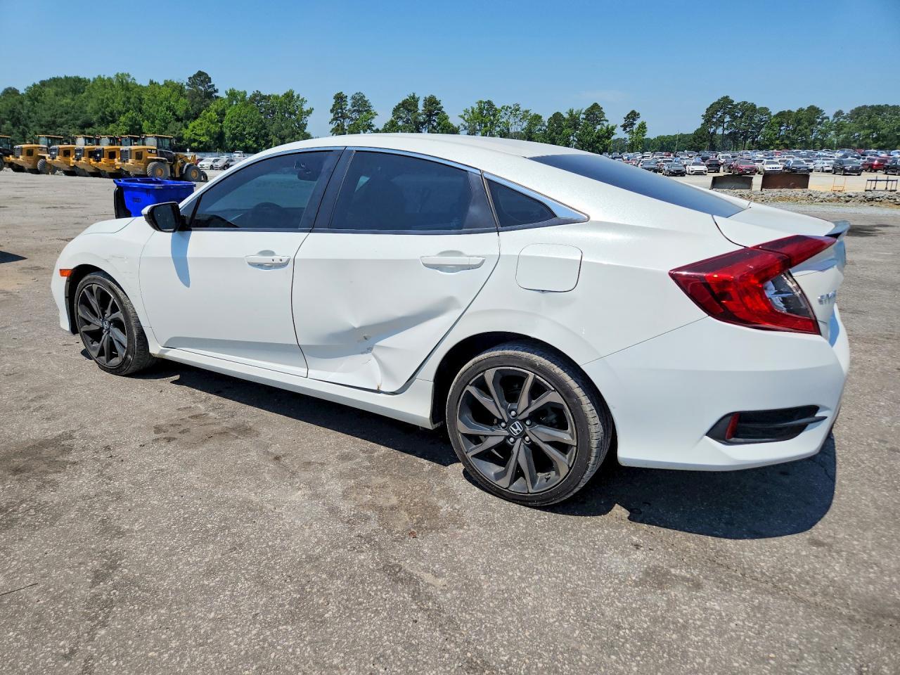 2021 Honda Civic Sport - Фото 2