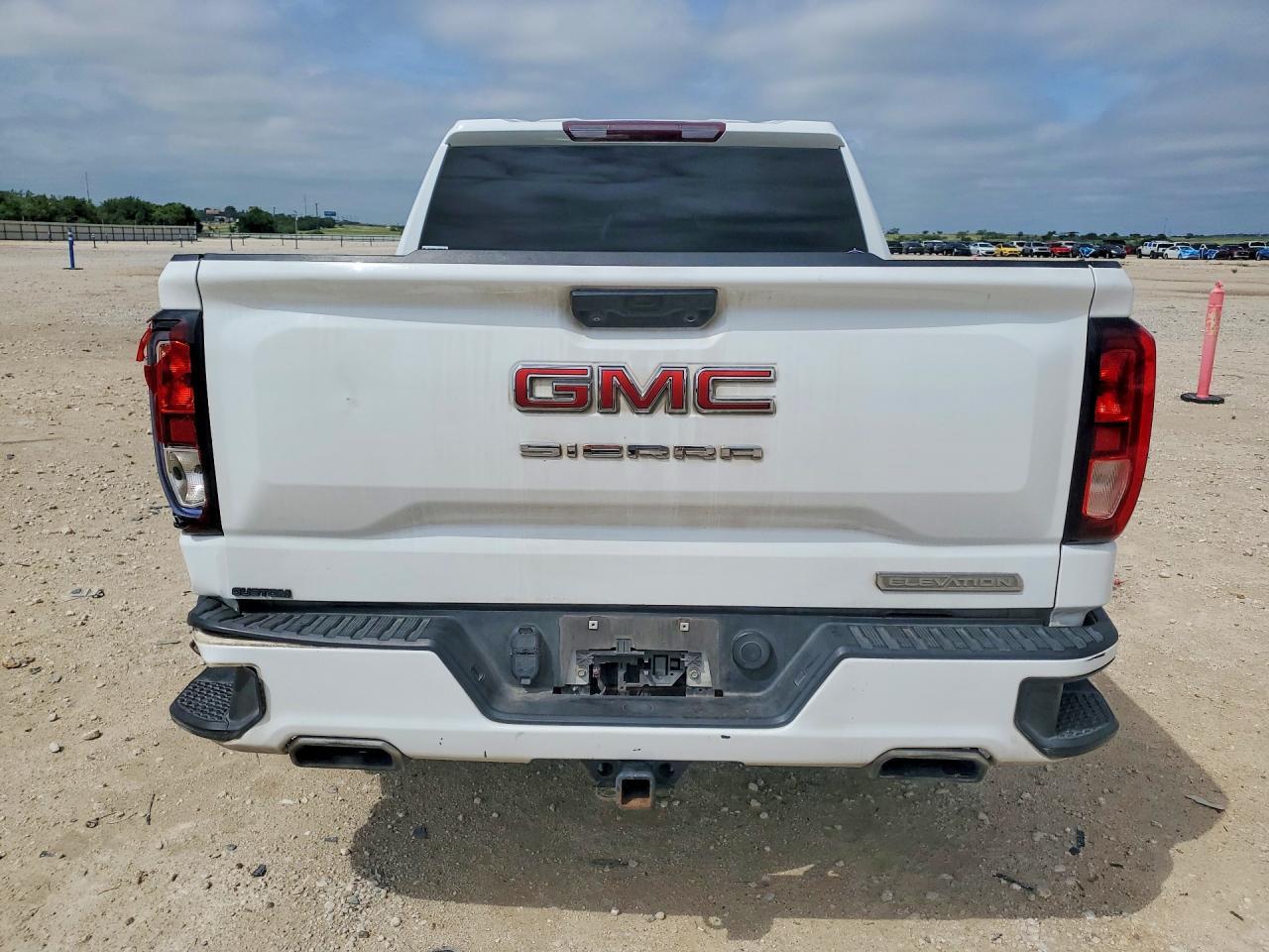 2022 GMC Sierra K1500 Elevation - Фото 6