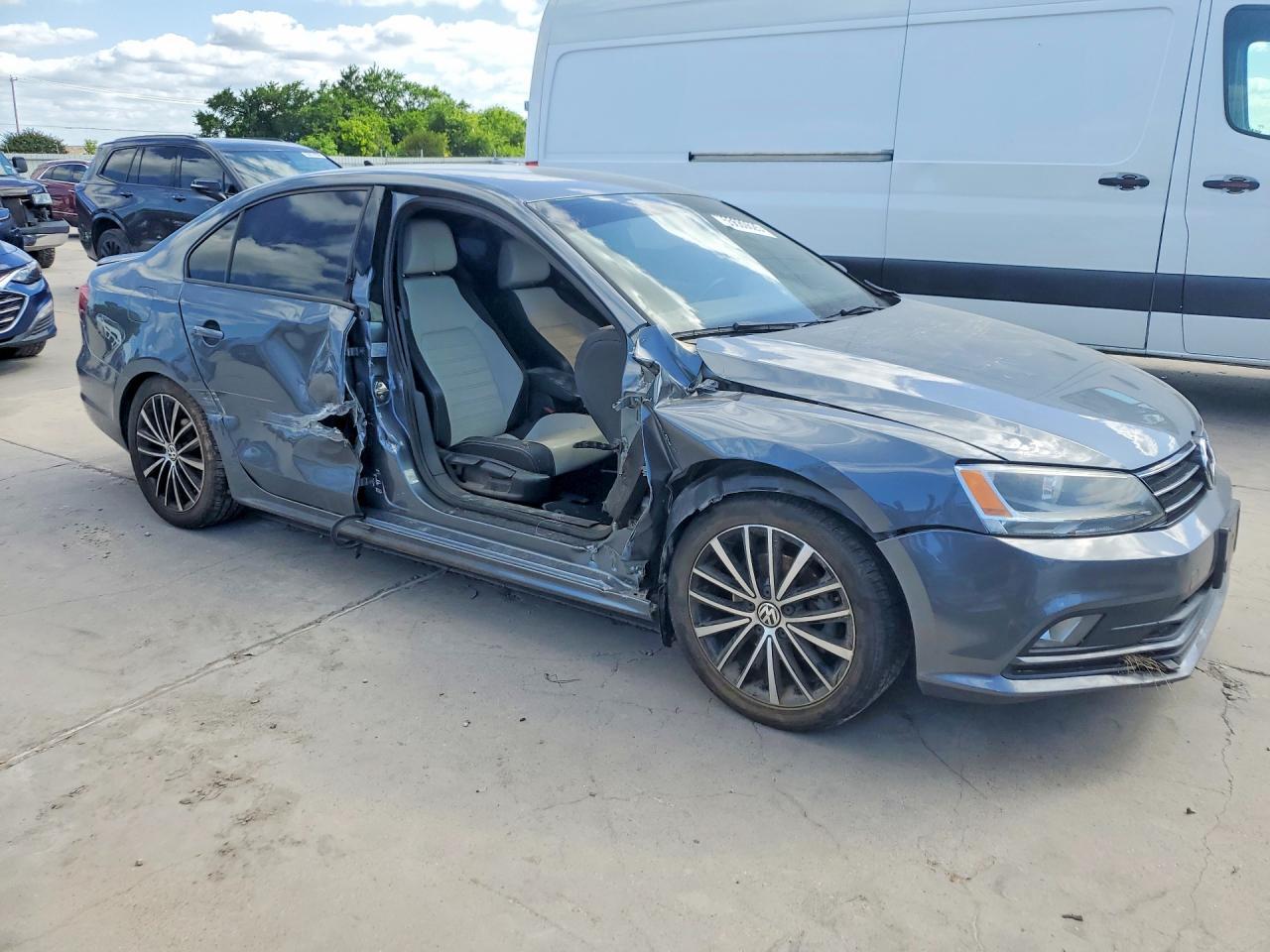 2015 Volkswagen Jetta Se - Фото 4