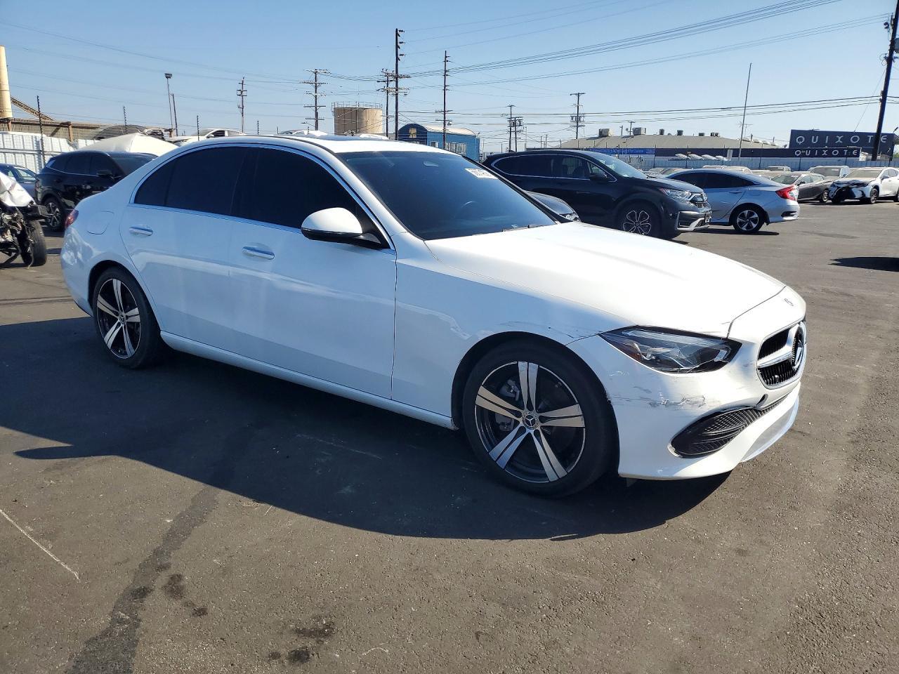 2022 Mercedes-Benz C 300 - Фото 4