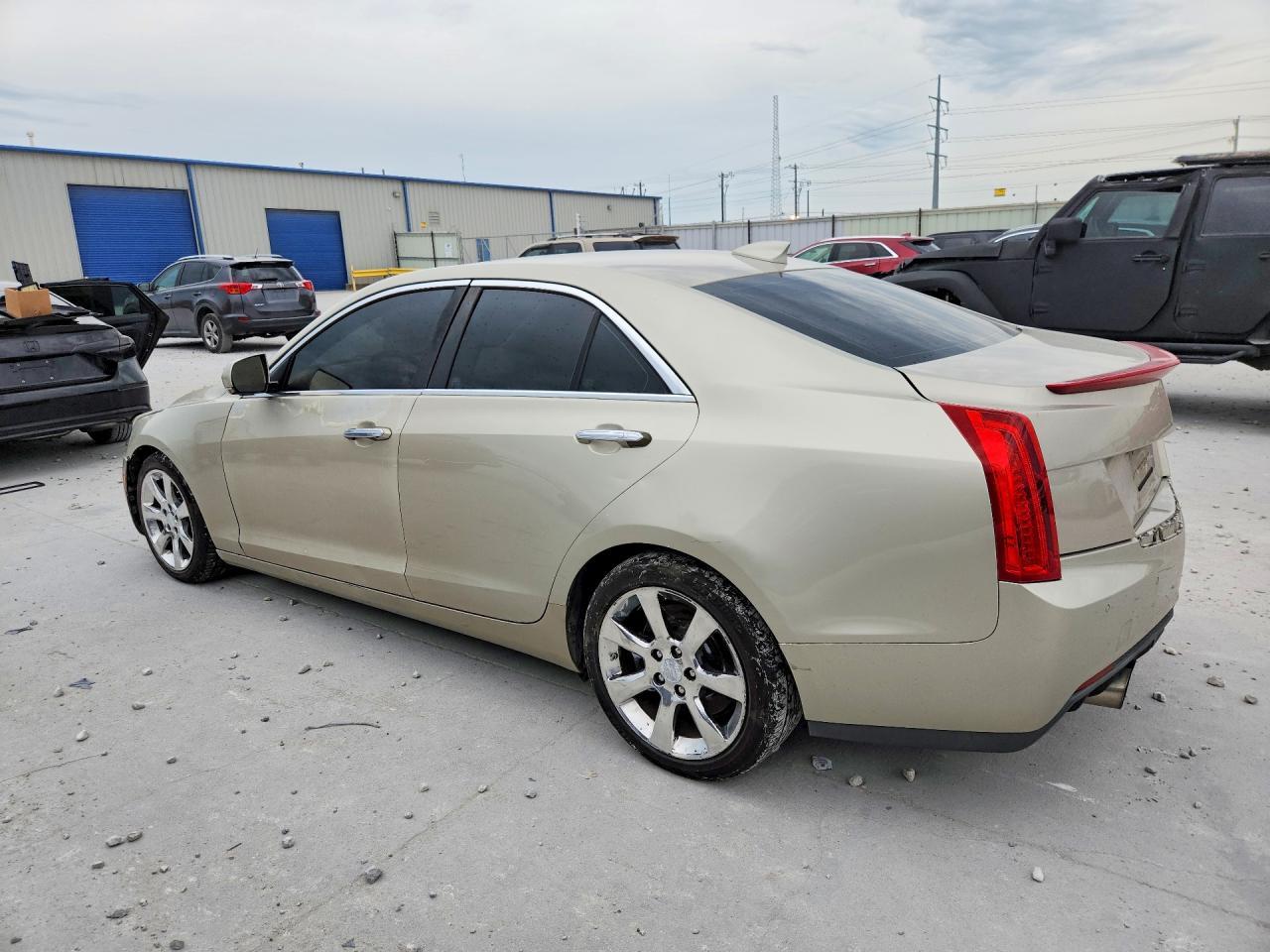 2016 Cadillac Ats Luxury - Image 2