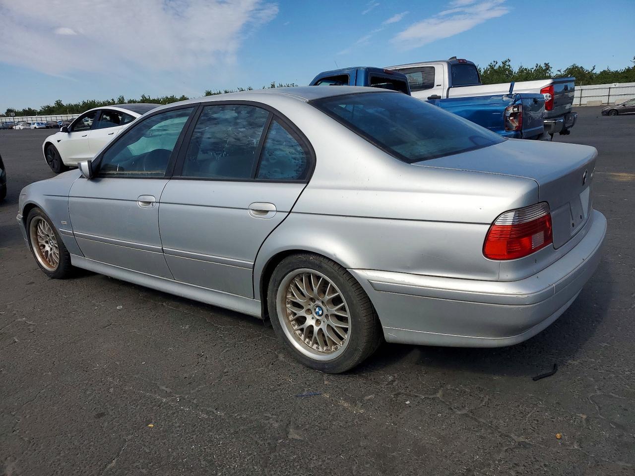 2002 BMW 530 I Automatic - Фото 2