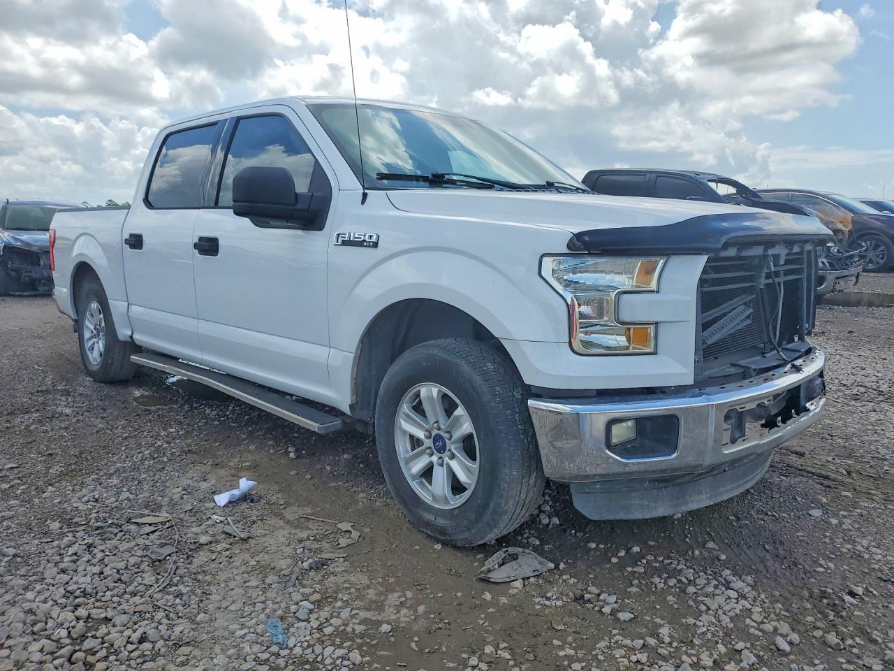2015 Ford F 150 - Фото 4
