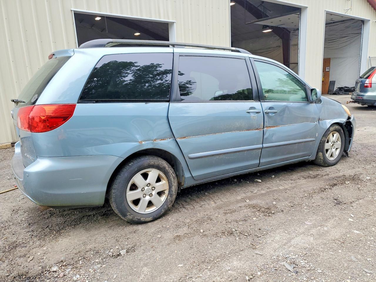 2009 Toyota Sienna - Фото 3