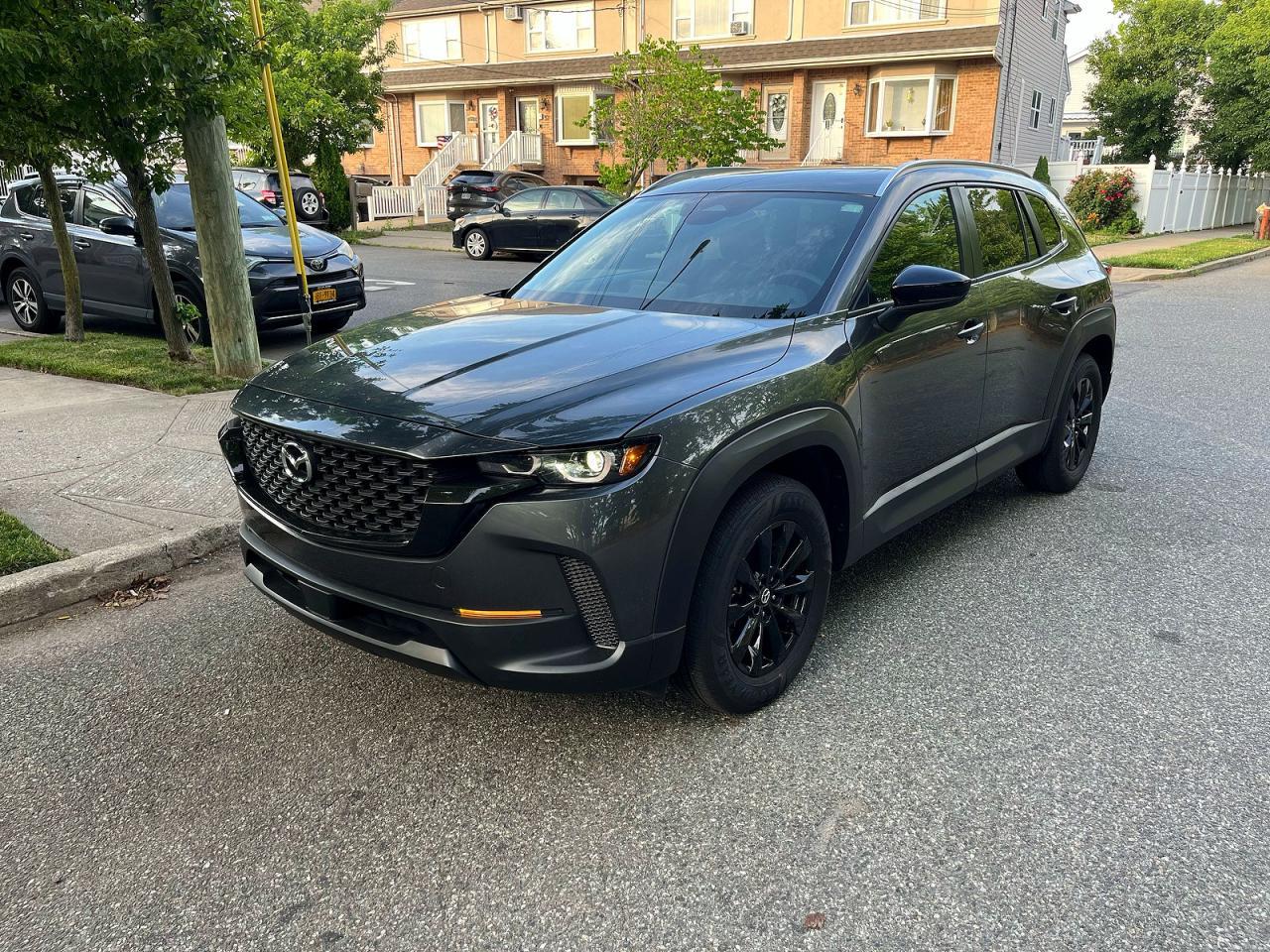2025 Mazda Cx-50 Premium - Image 2