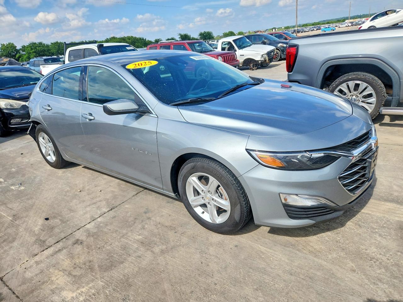 2025 Chevrolet Malibu Ls - Фото 4