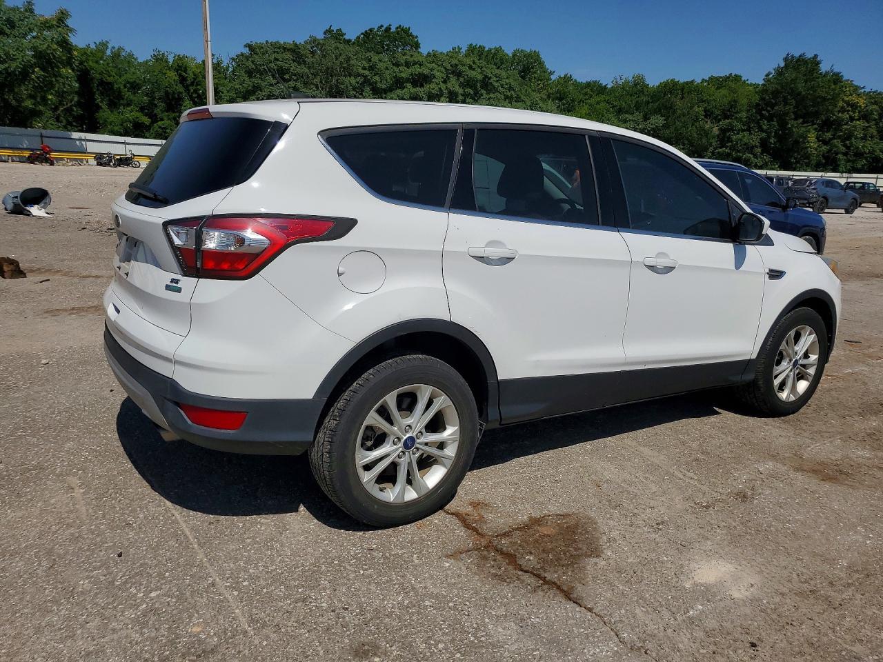 2017 Ford Escape Se - Фото 3