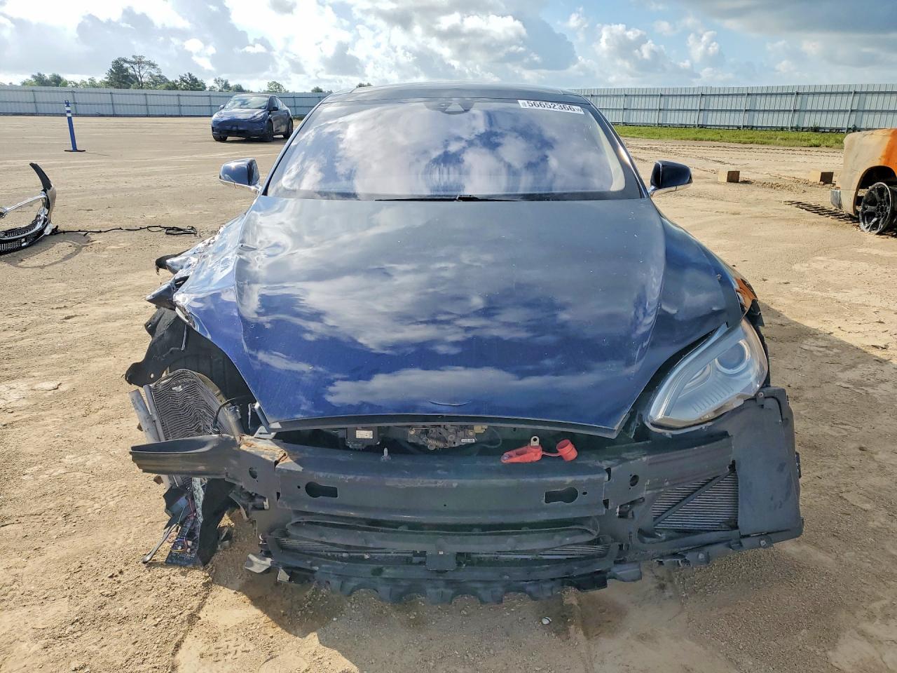 2015 Tesla Model S 70D - Фото 5