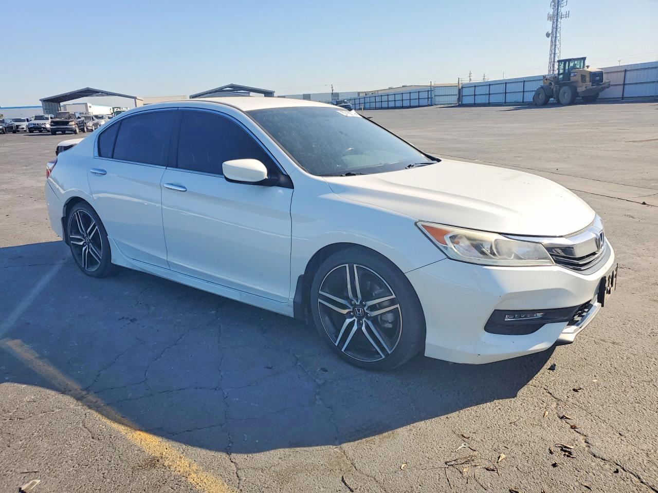 2017 Honda Accord Sport - Фото 4