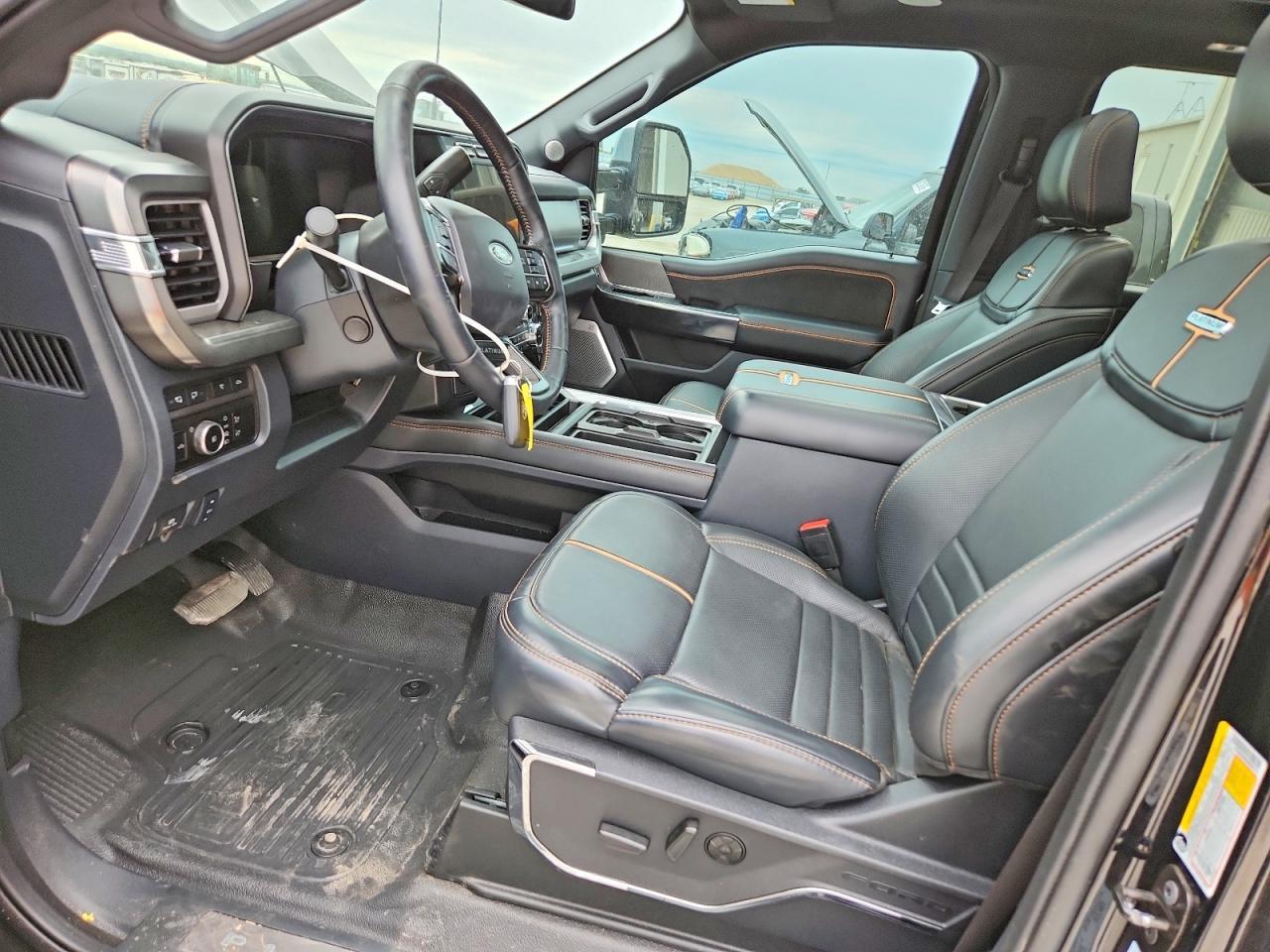 2024 Ford F350 Super Duty - Фото 7