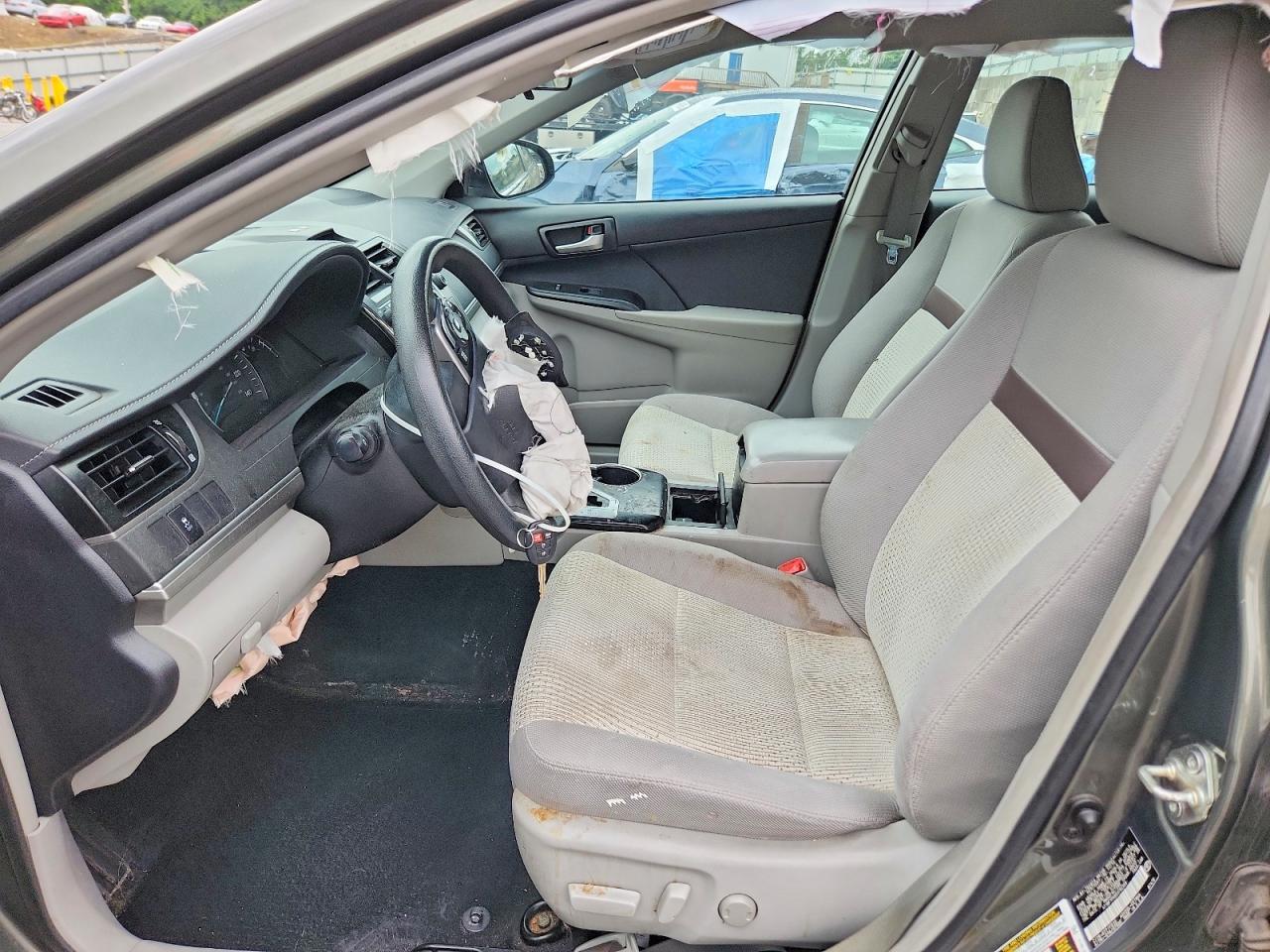 2014 Toyota Camry Le - Фото 7