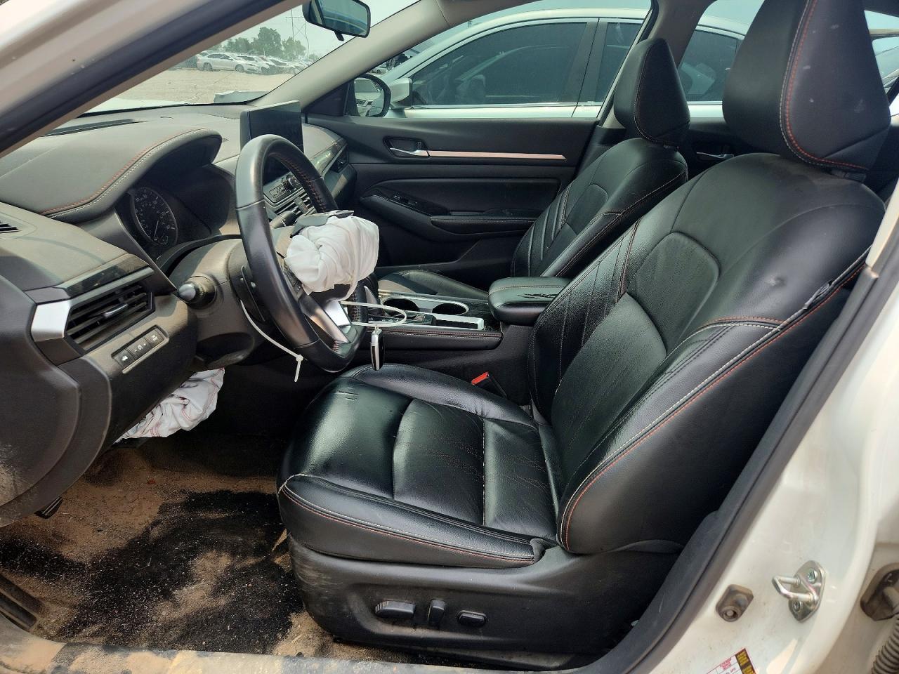 2024 Nissan Altima Sr - Image 7