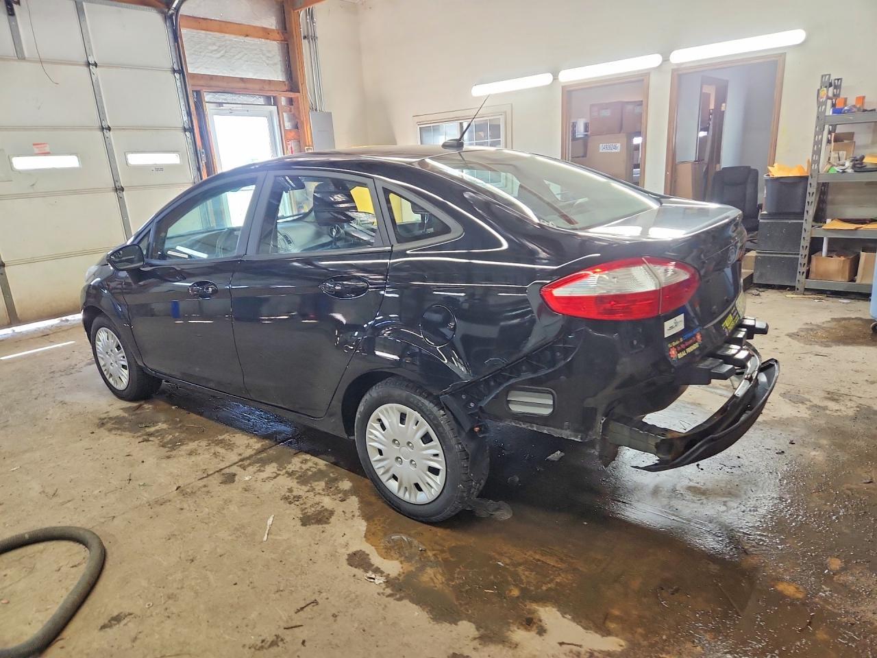 2018 Ford Fiesta S - Фото 2
