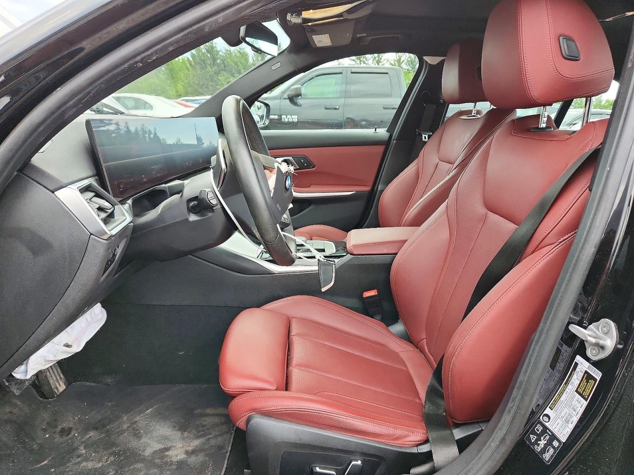 2024 BMW 330Xi - Фото 7