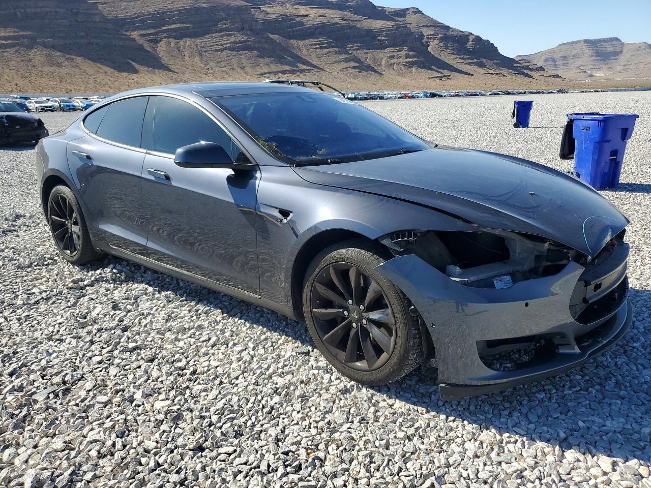 2014 Tesla Model S - Фото 4