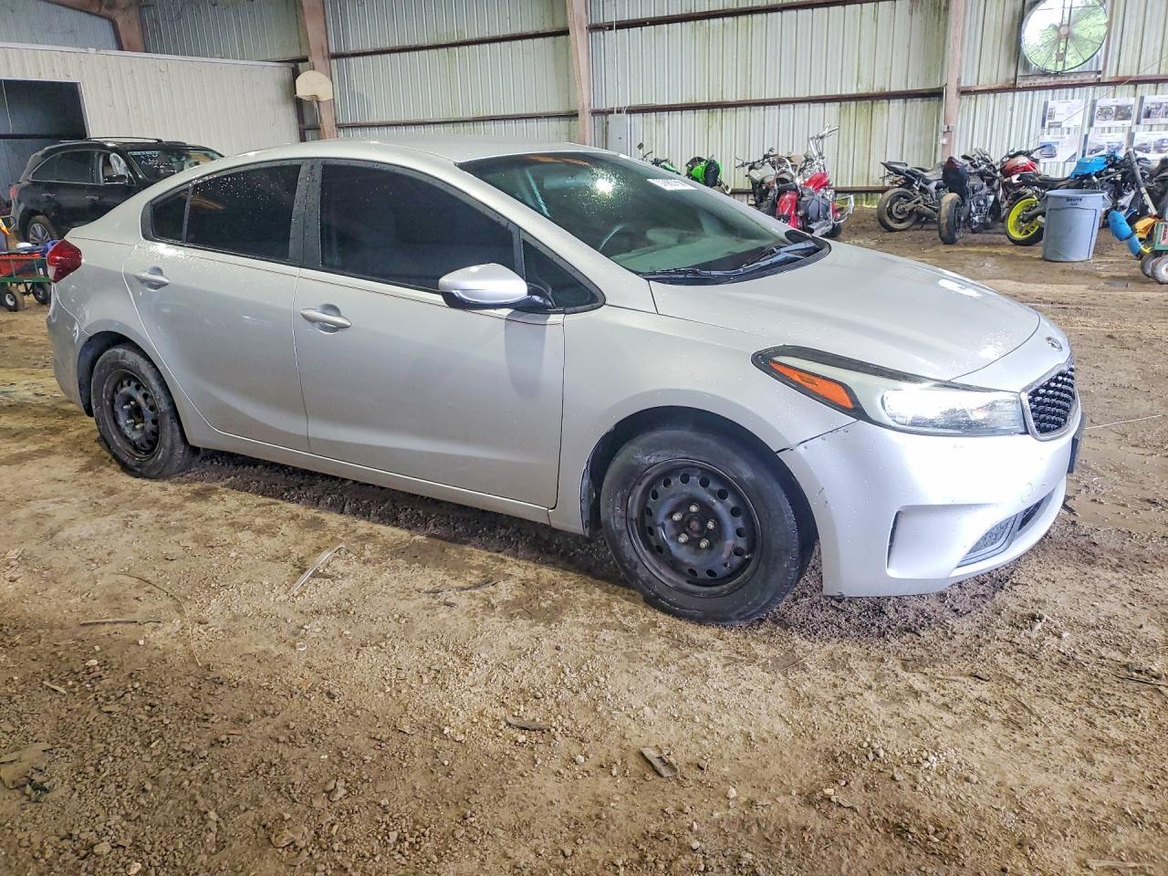2018 Kia Forte Lx - Image 4