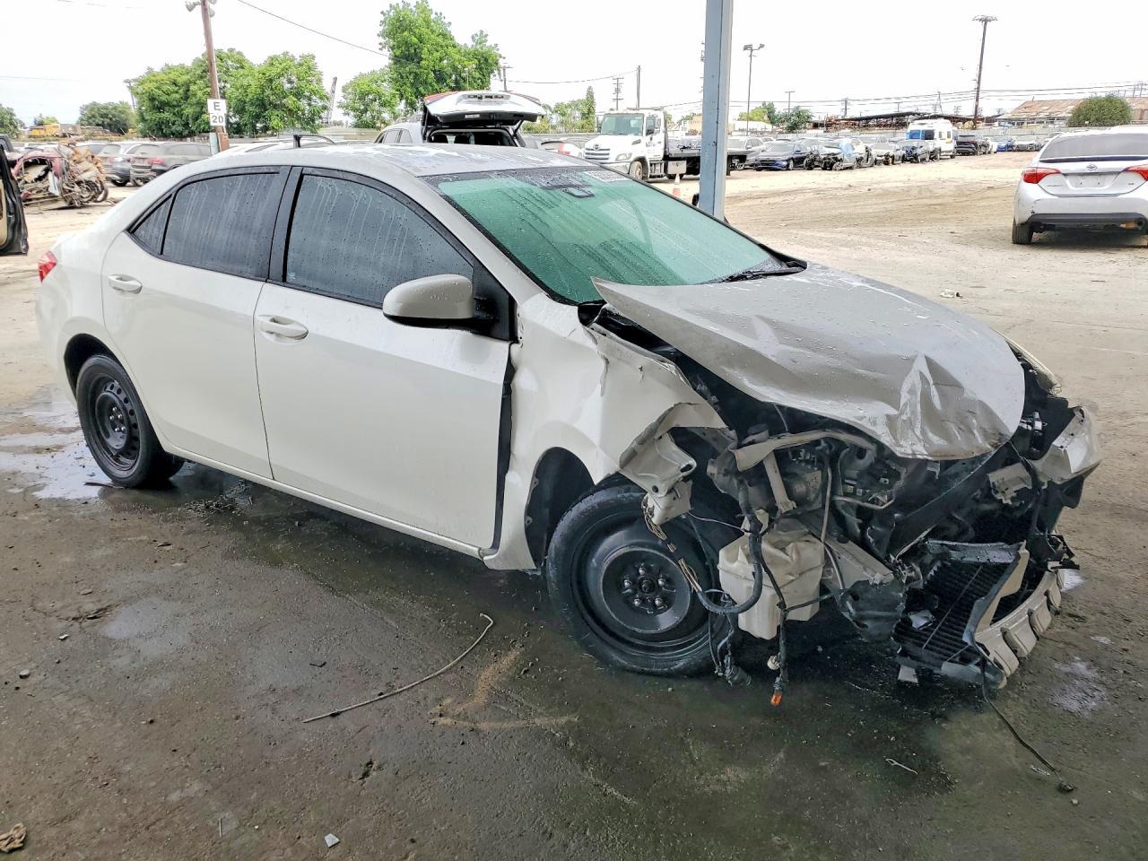 2017 Toyota Corolla Le - Фото 4